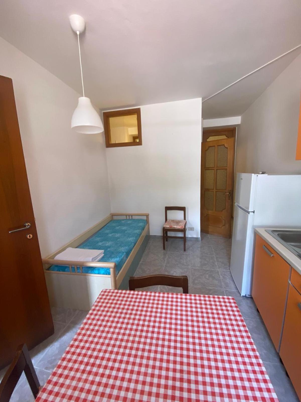 شقة Tosk House بيسْكيتْشّي المظهر الخارجي الصورة